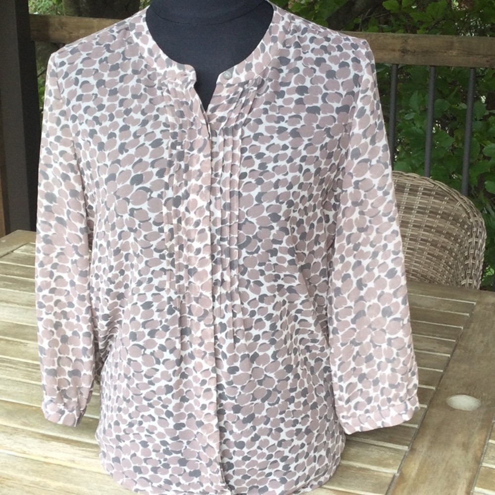 Banana Republic blouse  size S